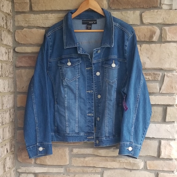 Lane Bryant Jackets & Blazers - Lane Bryant Venezia Jean Jacket sz 24 NWT